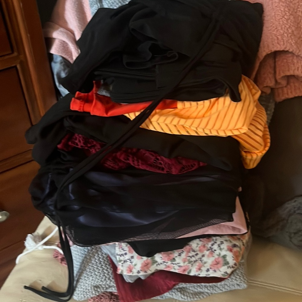Clothes Bundle Size Small